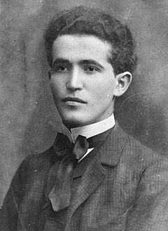 İsrail Savunma Bakanı David Ben-Gurion, Resmȋ Olarak Askerȋ Hükümet Kurduğunu İlan Etti